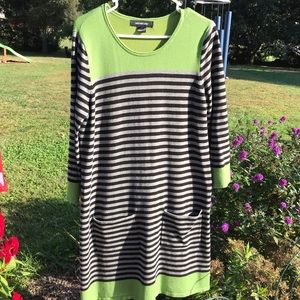 Knit green striped dress WITH POCKETS
